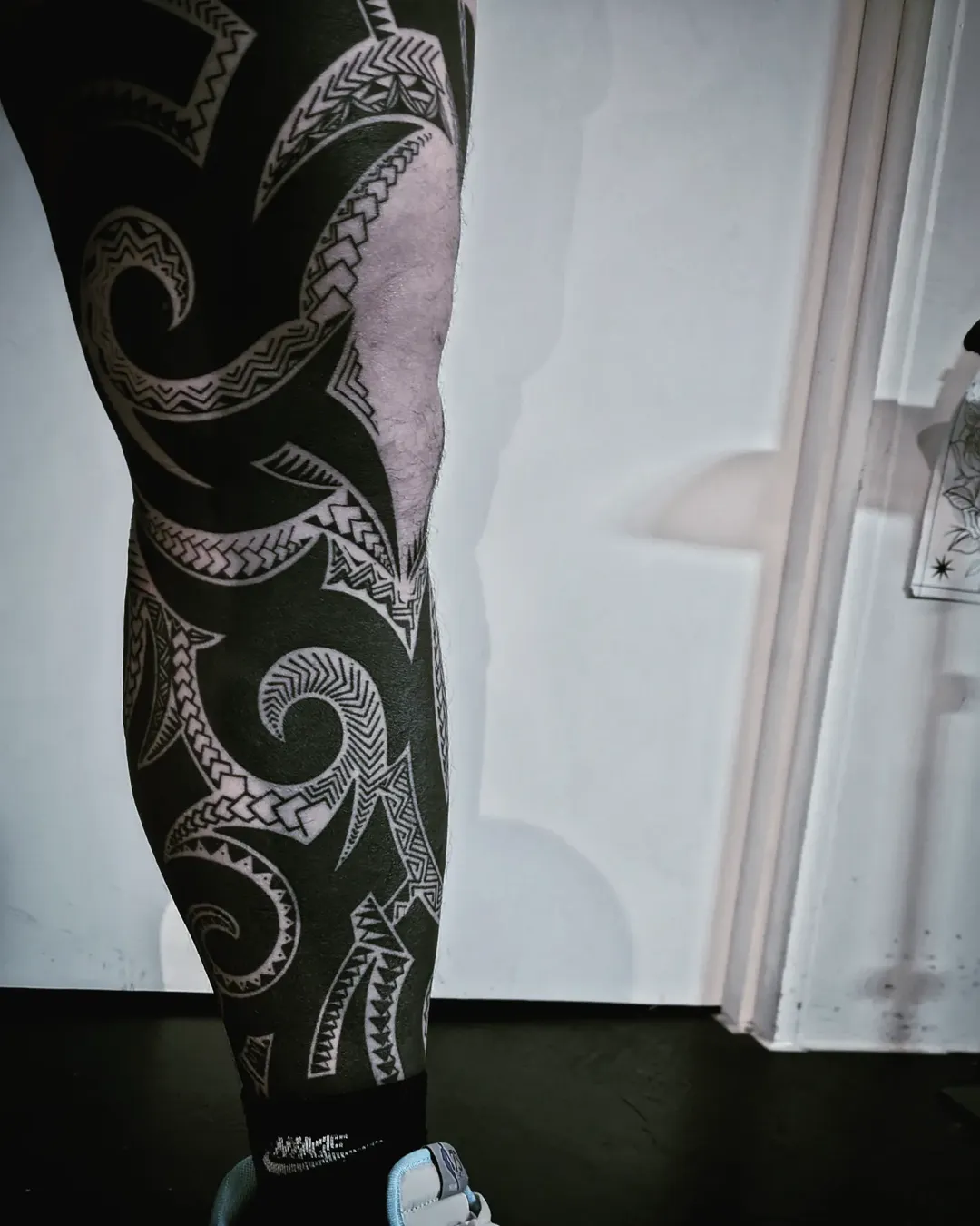 Neo-Tribal tattoo by Yas at ZUMBIDO TATTOO in Nakameguro, Tokyo